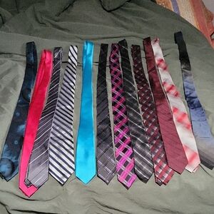 Stylish Men's Tie Collection - Multicolor